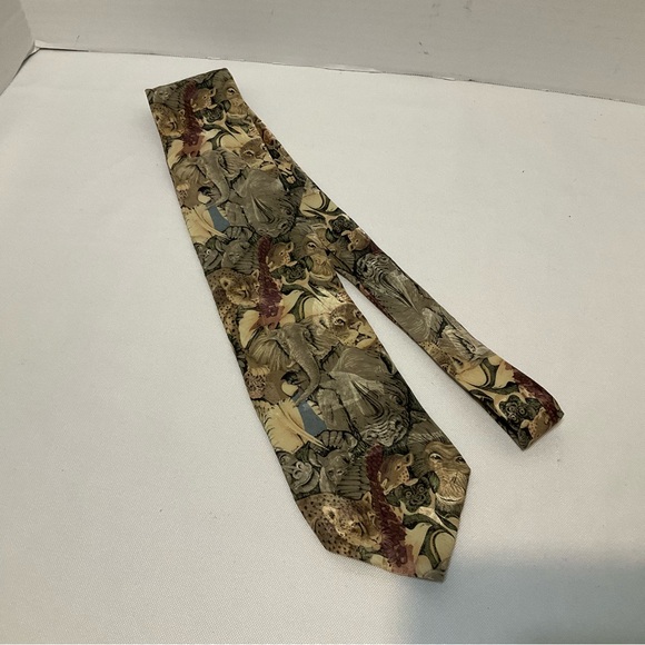 Endangered Species Men’s Preowned Neckties Multi Animal & 2 Bear Climbing A Tree - Picture 10 of 12